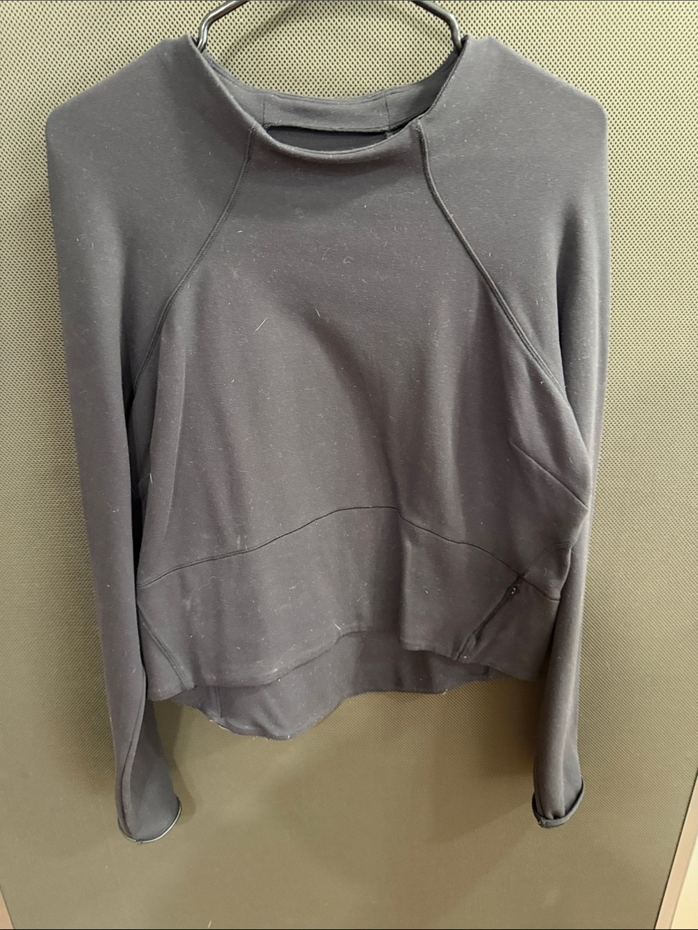 Lululemon sweatshirt size 12